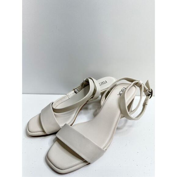 Nordstrom Rack Sandals Womens Size 9 Bone Strappy Faux Leather Open Toe - Picture 3 of 10
